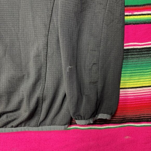 Arc'teryx Covert Cardigan Hoodie Jacket Women M Black Zip Fleece Gorpcore *FLAWS - Picture 6 of 10